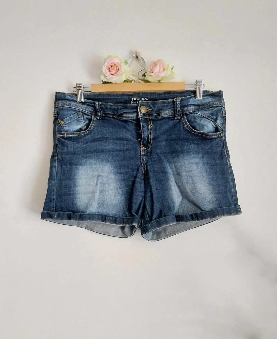Short en jean strech Promod Taille 42